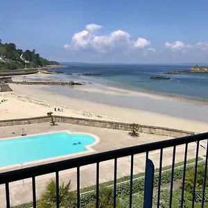 trs-bel-appartement-vue-mer-avec-piscine.inbrittany.com/